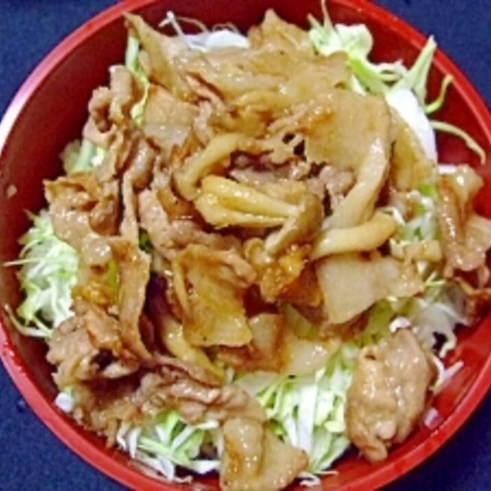 キノコと豚のしょうが焼き丼